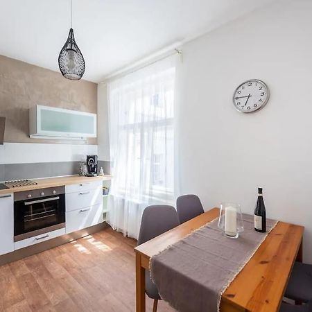 2 Bedrooms Apt Near Wenceslas Sq Praha Exteriér fotografie