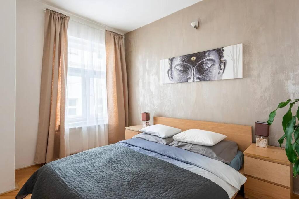 2 Bedrooms Apt Near Wenceslas Sq Praha Exteriér fotografie